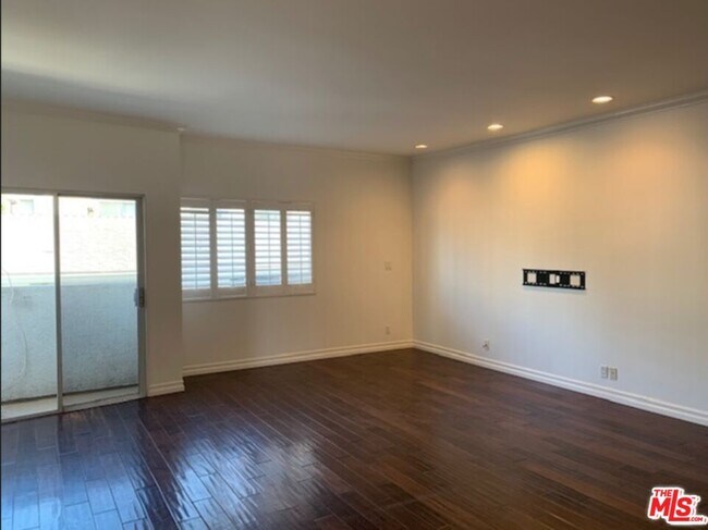 Foto del edificio - 11822 Goshen Ave