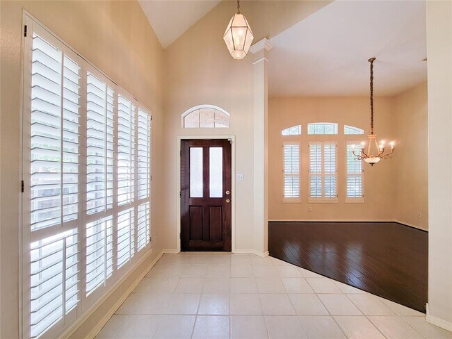 Foto del edificio - 4106 Creek Ridge Ln
