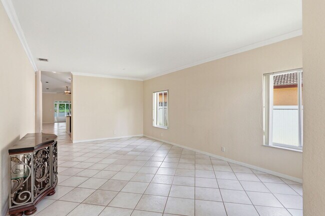 Foto del edificio - 1343 SW 44th Terrace