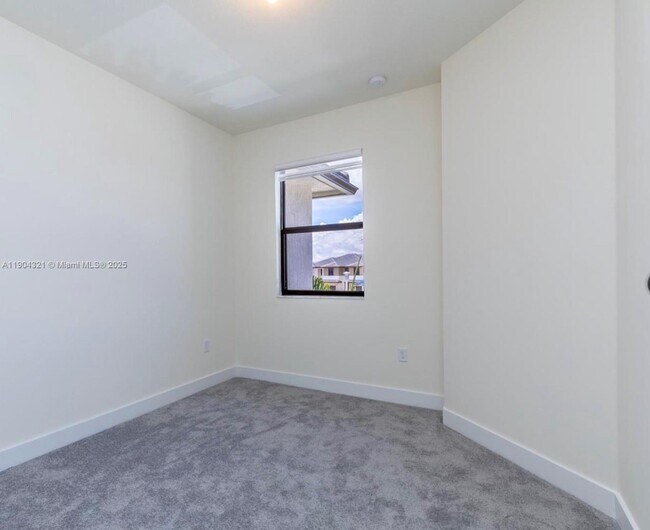 Foto del edificio - 15861 NW 90th Ct