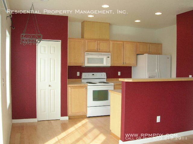 Foto del edificio - 15170 SW Warbler Way