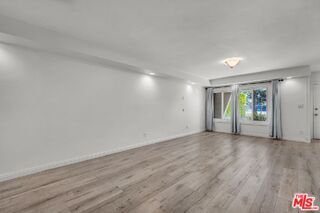 Foto del edificio - 8025 Redlands St