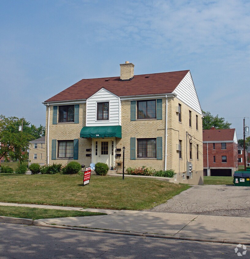 Building Photo - 539 Wiltshire Blvd