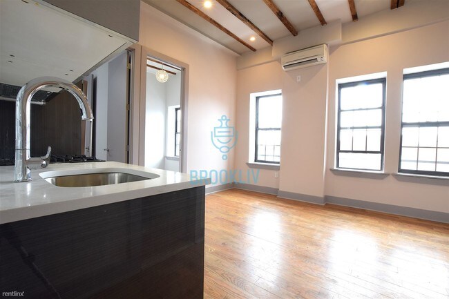 Building Photo - 2 br, 1 bath Apartment - 291 Bedford Ave 16