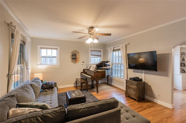 Foto del edificio - 622 Tenna Loma Ct