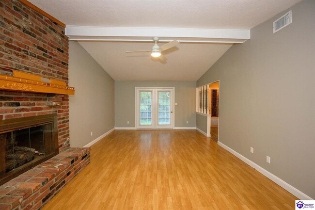 Building Photo - 226 Carey Ln