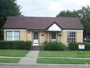 Building Photo - 5104 N Hall St