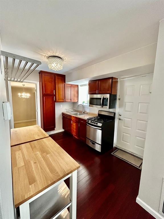 Foto del edificio - 7143 Peri Ln