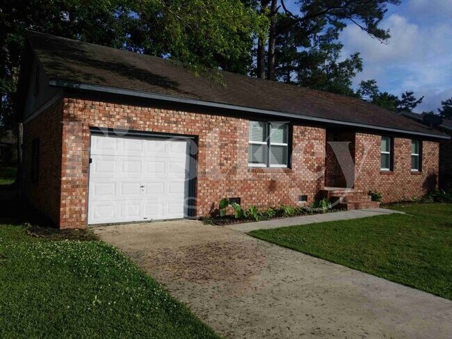 Foto del edificio - 4019 Ladson Rd