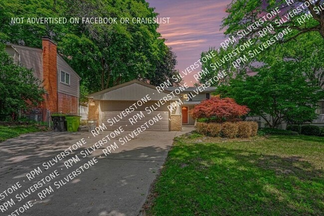 547 Reed- - 547 Reed- House
