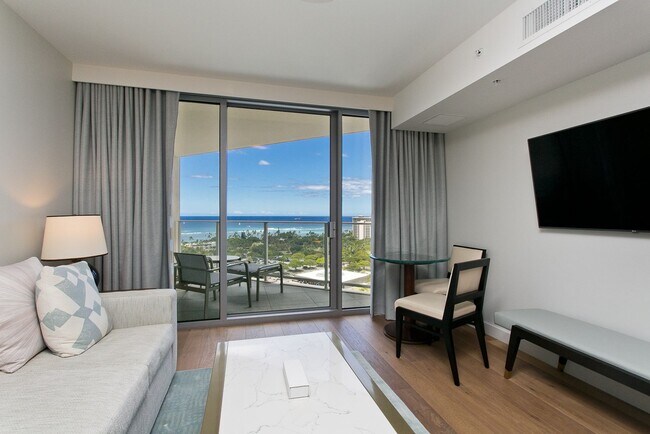 Foto del edificio - Highly Desirable STUDIO/1-Bath unit Long-T...