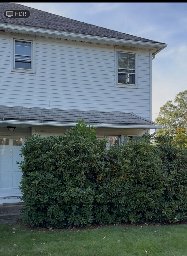 Foto del edificio - 143 E High St