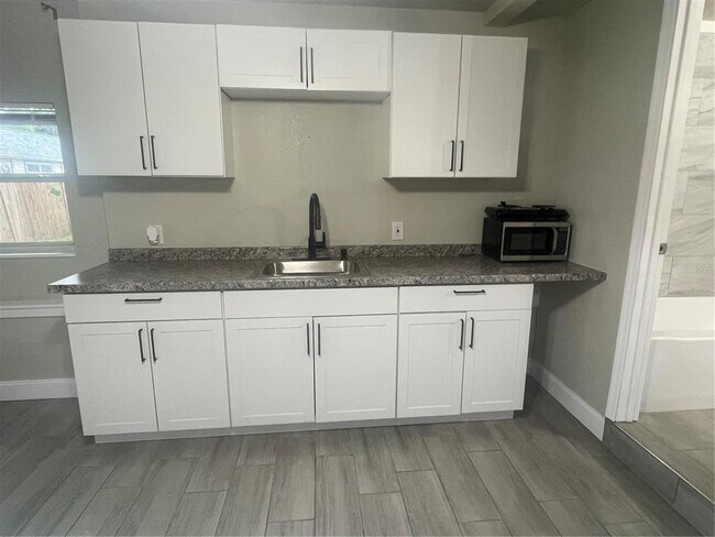 Foto del edificio - 3419 19th St E