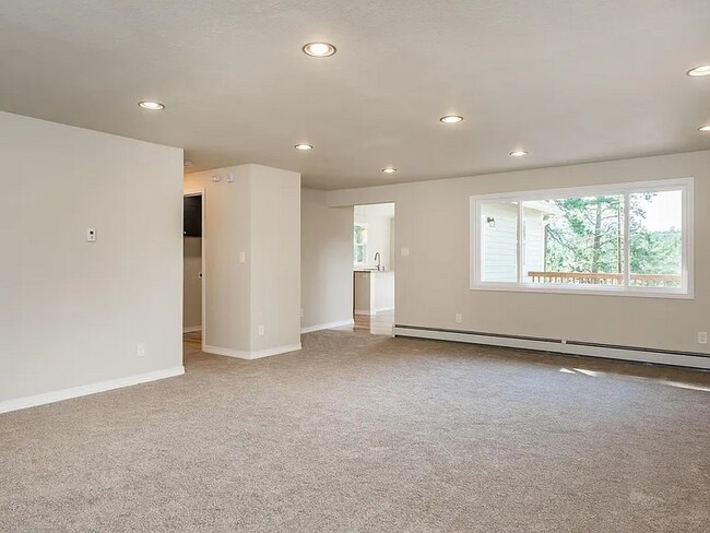 Foto del edificio - 28779 Pine Trail