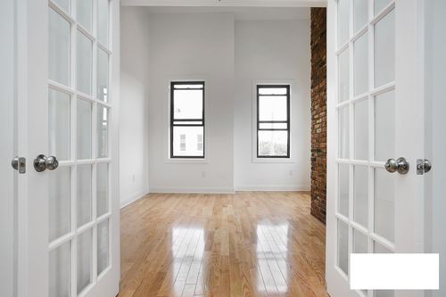 Building Photo - 160 Wyckoff Ave