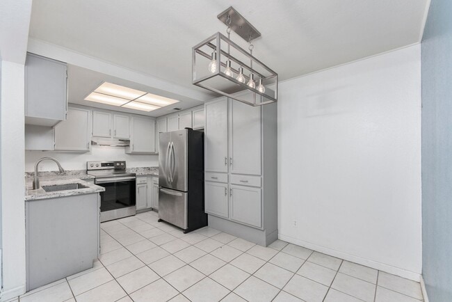 Building Photo - 5413 Allan Ct-