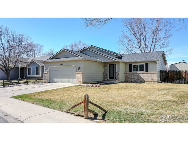 Building Photo - 2466 Sunstone Dr