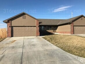 Building Photo - 8462 Granite Ct