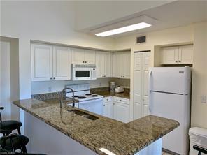 Building Photo - 1185 Wildwood Lakes Blvd