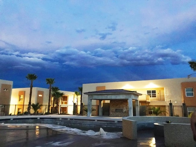 Building Photo - Sonoma Pointe Apartments