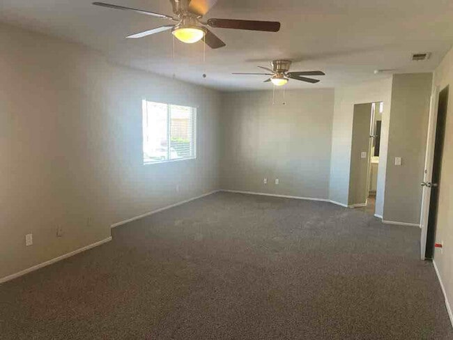 Building Photo - 763852 Robin Dr