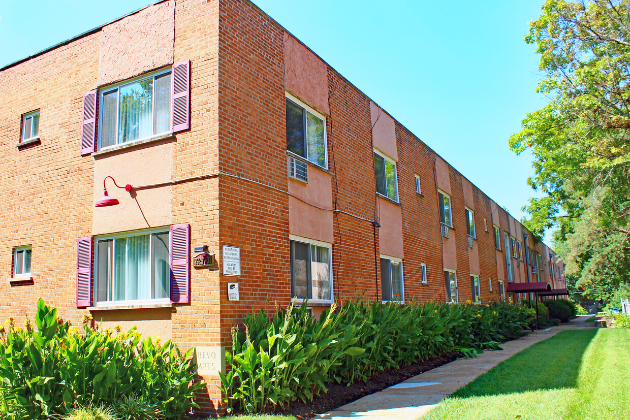 Building Photo - Bevo Apartments