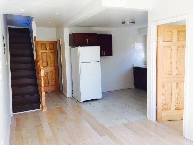 Building Photo - 149-45 Cherry Ave