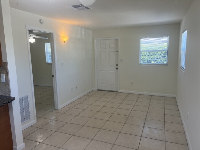 Building Photo - Utilities Included - Clean 1BR Naples Park Apartment Near Vanderbilt Beach - $1,450