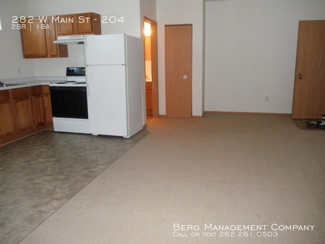 Building Photo - Two Bedroom Apartment