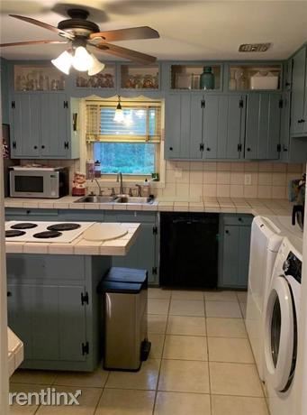 Building Photo - 3 br, 2 bath House - 299 Hurt Road SW