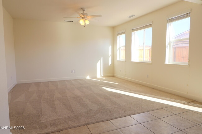 Foto del edificio - 7364 Continuum Dr