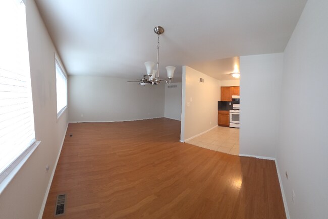 Foto del edificio - 9783 Hilspach St