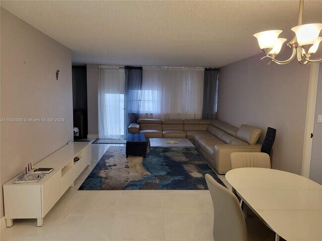Foto del edificio - 251 174th St