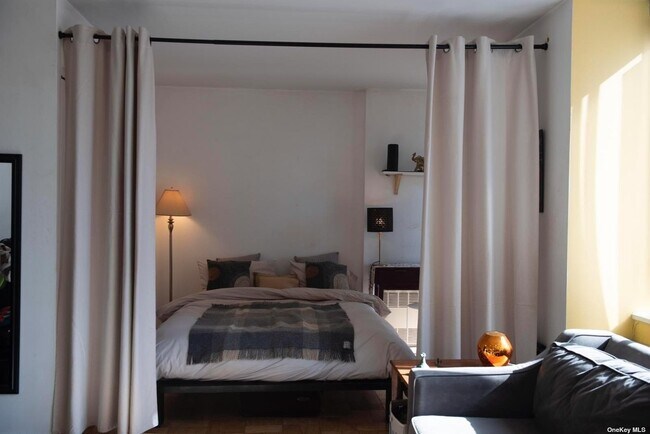 Foto del edificio - 311 E 38th St