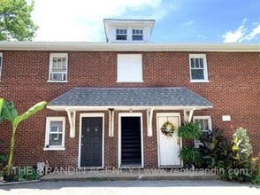 Building Photo - 1624 Chapman Ave SW
