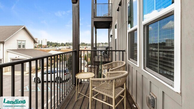 Building Photo - 170 Graphics Dr