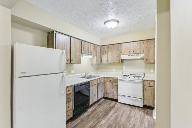 Interior Photo - Winding Brook Apartments