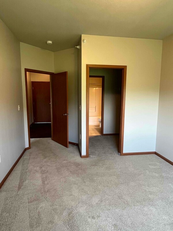 Building Photo - 2107 N Highland Ave