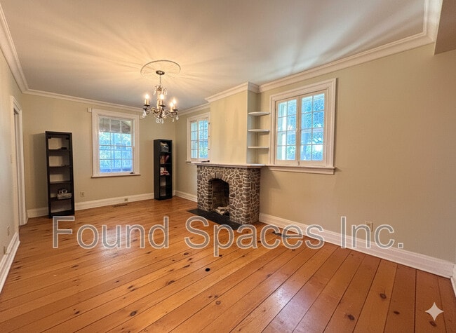 Building Photo - 6899 Forestell Rd