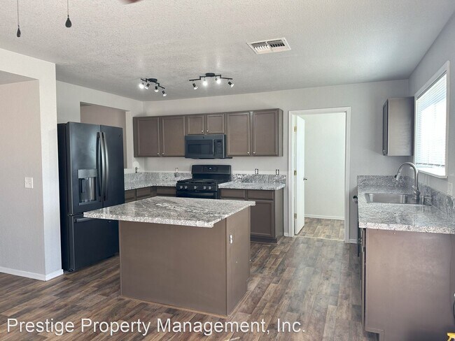 Foto del edificio - 3 br, 2 bath House - 3488 S Western Way