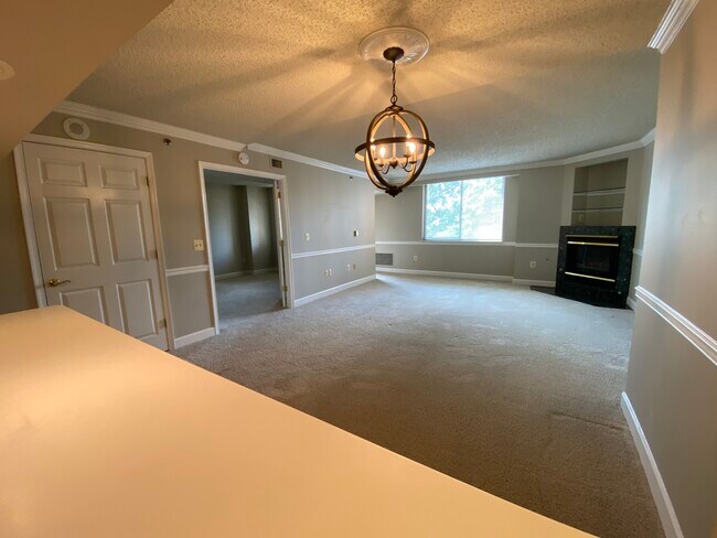 Living Room - 1276 N Wayne St