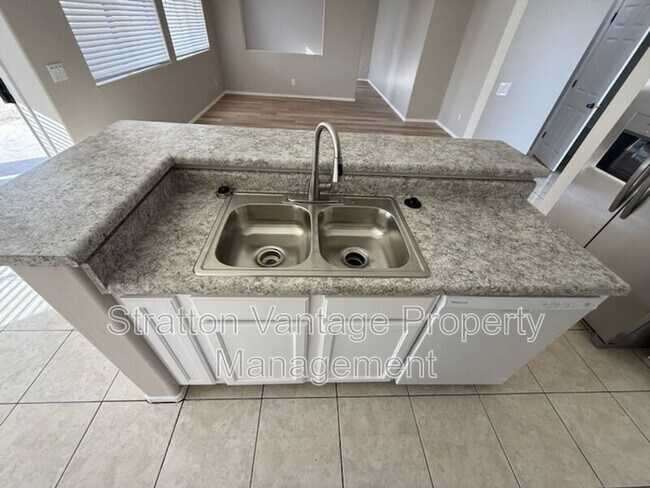 Foto del edificio - 7317 W Superior Ave