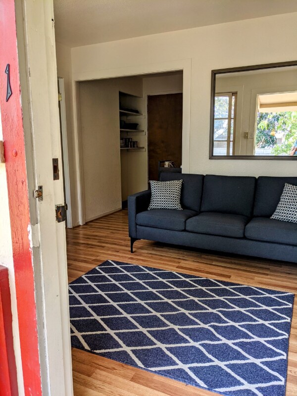 Foto del edificio - 91-561-561 Fort Weaver Rd