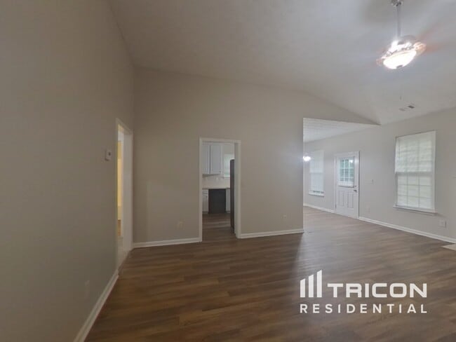 Building Photo - 2224 Boone Ct