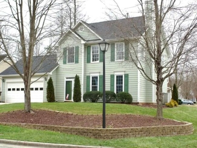 Large 3 bedroom in Jamestown subdivision!! - Large 3 bedroom in Jamestown subdivision!! House