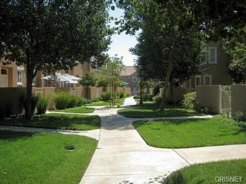 Located on Greenbelt - 25735 Perlman Plz