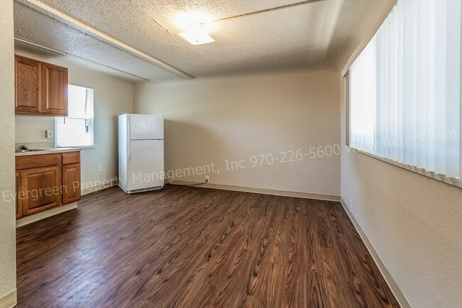 Building Photo - 161 S Lincoln Ave