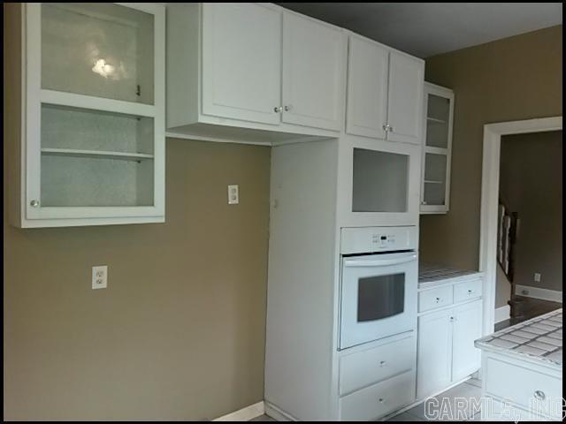 Building Photo - 5127 Cantrell Rd