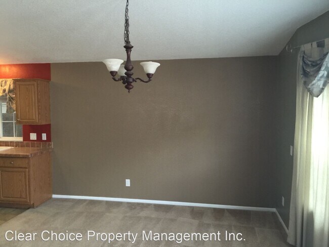 Building Photo - 2974 Water View Dr