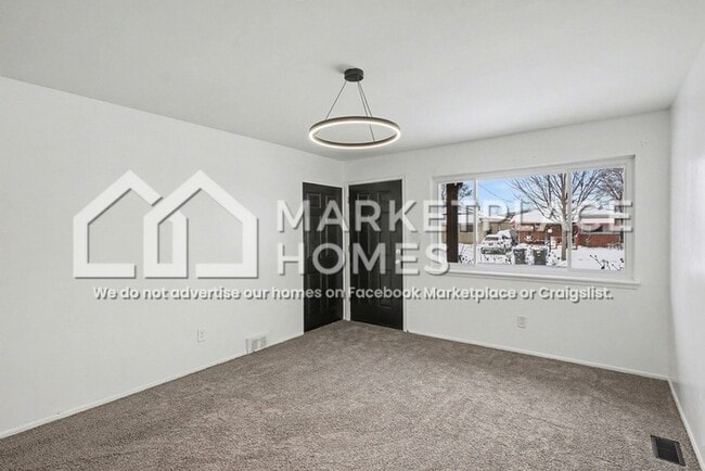 Building Photo - 19422 Algonac St